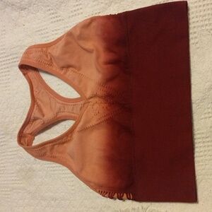 Victoria Secret's Pink sports bra